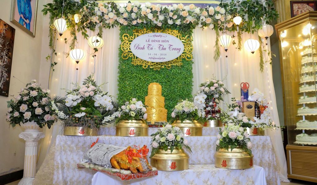 Không gian tổ chức lễ ăn hỏi tại nhà gái
