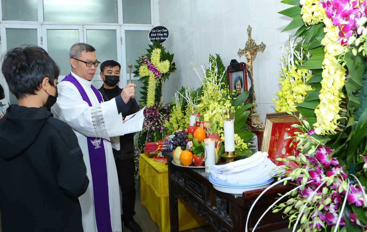 Tham dự đám tang Công giáo